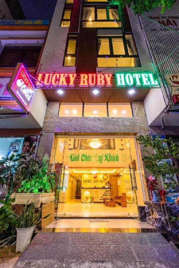 Lucky Ruby Hotel Da Nang Exterior foto